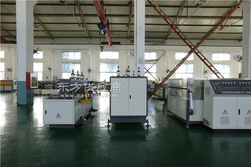 中空格子模板設(shè)備 中空格子板設(shè)備 青島同三塑料機(jī)械公司圖片